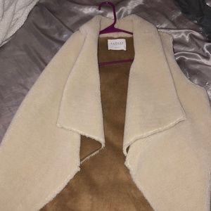 Cardigan vest